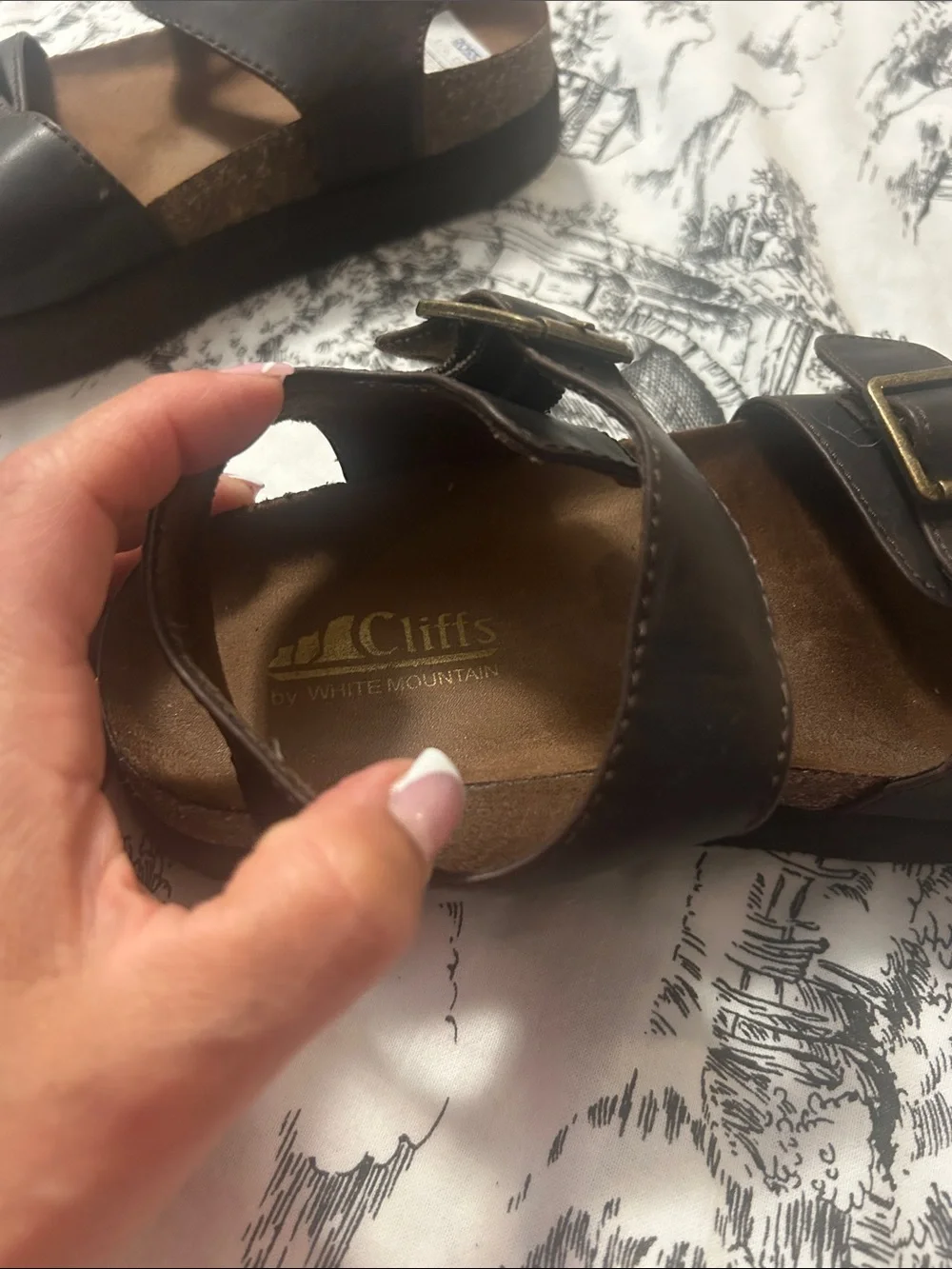 Cliffs by WHITE MOUNTAIN Dark Brown woman  Buckle Sandals
